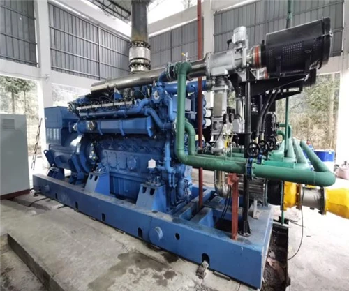 Sada plynového generátoru 2 × 1000 kW (Yuchai 12VCN) pro projekt plynové ener...